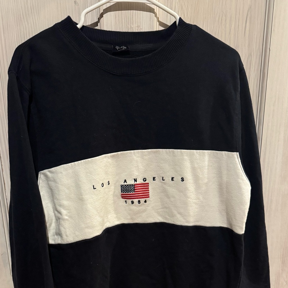 Vintage J. Galt  Los Angeles 1984 Dk. navy and White Women’s Sweatshirt
